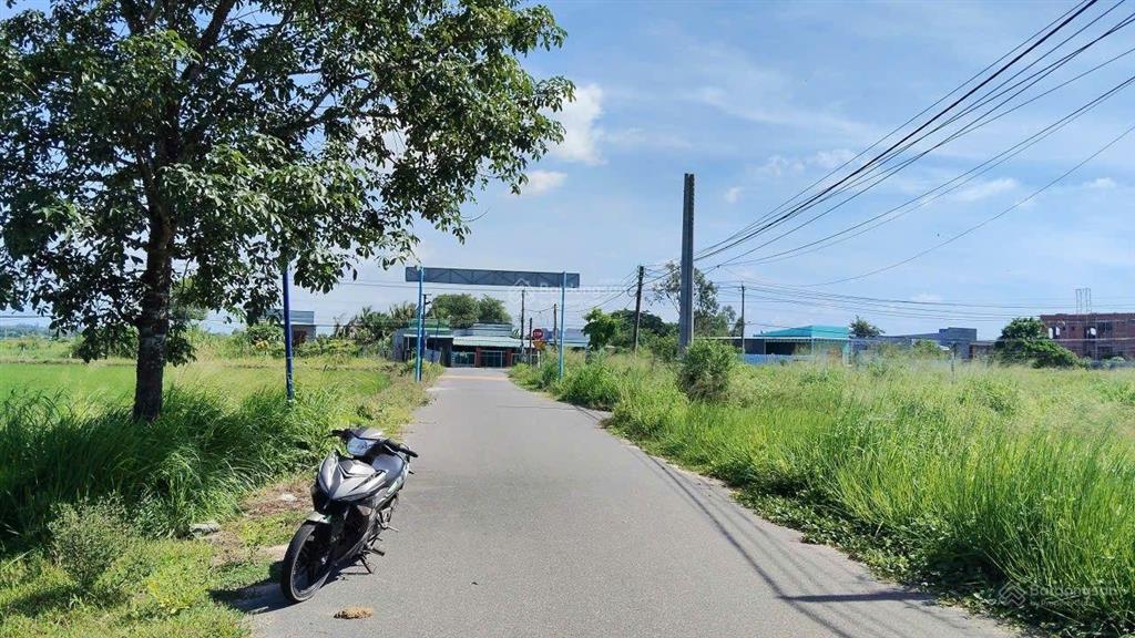 Chính chủ gửi bán nhanh 3 lô sát tl44b khu dân cư xã phước hải, brvt bán kính 1,5km ra tới tl44b