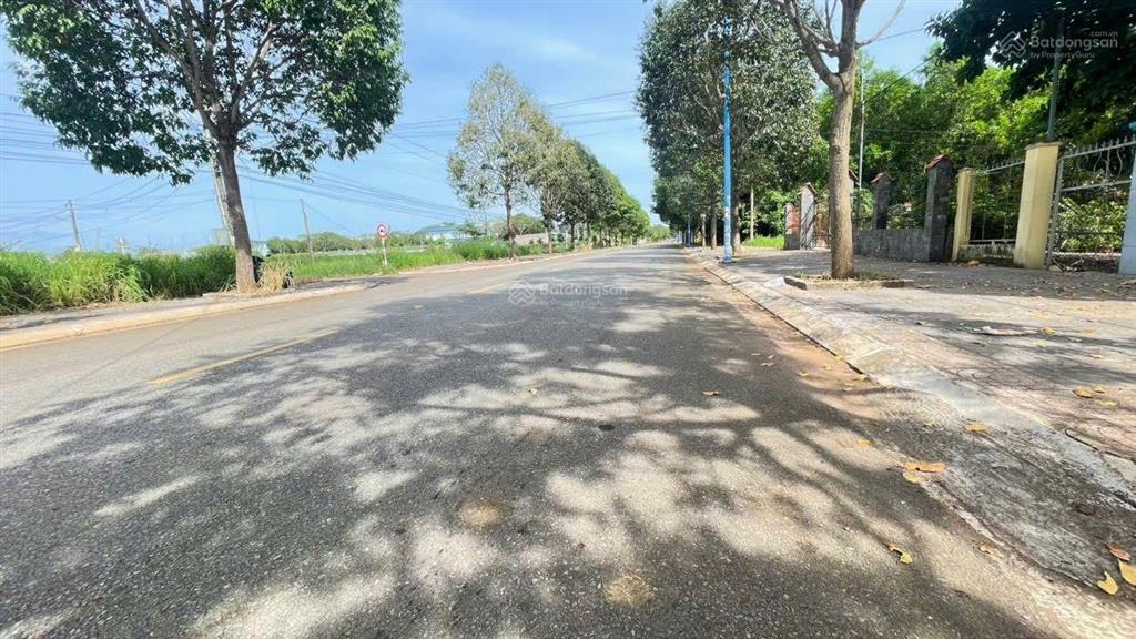 Mặt tiền đường tỉnh lộ 52  kinh duanh buôn bán  long tân  xã đất đỏ  tphcm mặt tiền đường rộng