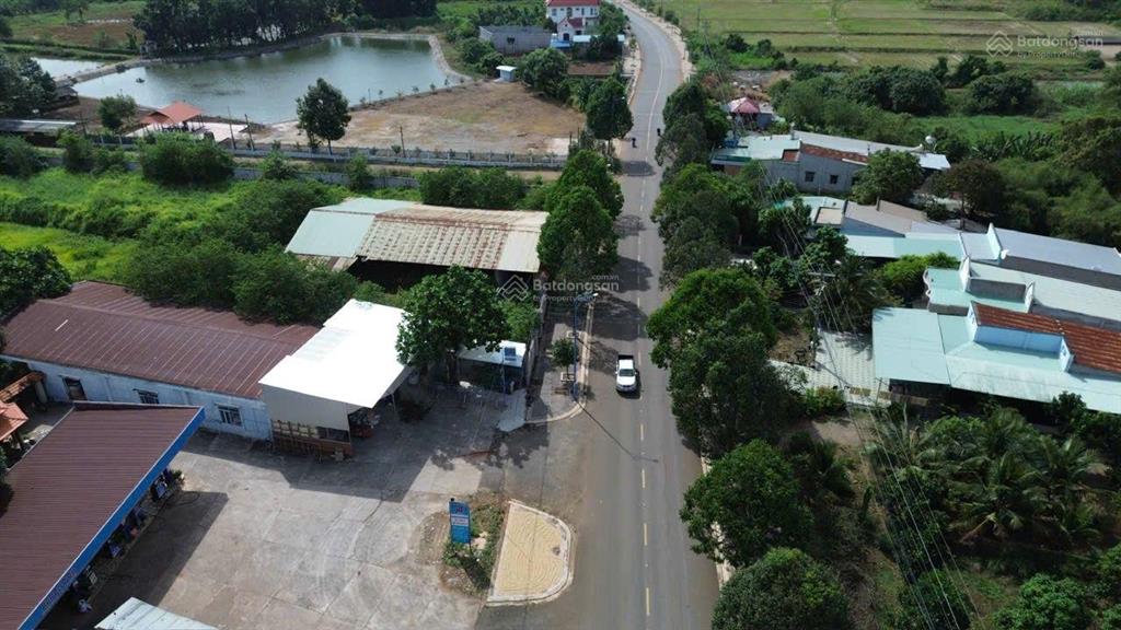 Mặt tiền đường tỉnh lộ 52  kinh duanh buôn bán  long tân  xã đất đỏ  tphcm mặt tiền đường rộng