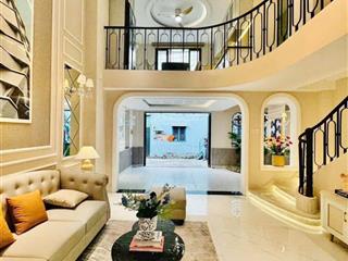 Nhà xây mới bề ngang siêu khủng tân cổ điển quang trung