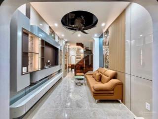 Siêu phẩm nhà phố 3pn ( có pn tầng trệt) đẹp lung linh trung tâm p.10 gò vấp