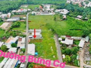 1 lô mặt đường nhựa bưng cơ  lộc an cách sân bay chỉ 4km, full thổ cư