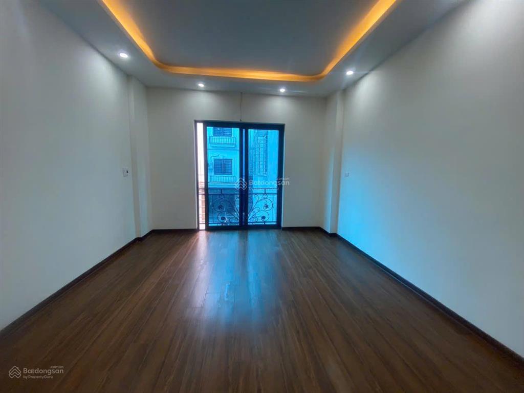 Chính chủ bán nhà la khê3 tầng 35 mgần phố ô tô qua nhà hợp văn phòngkinh doanh online7.85 tỉ