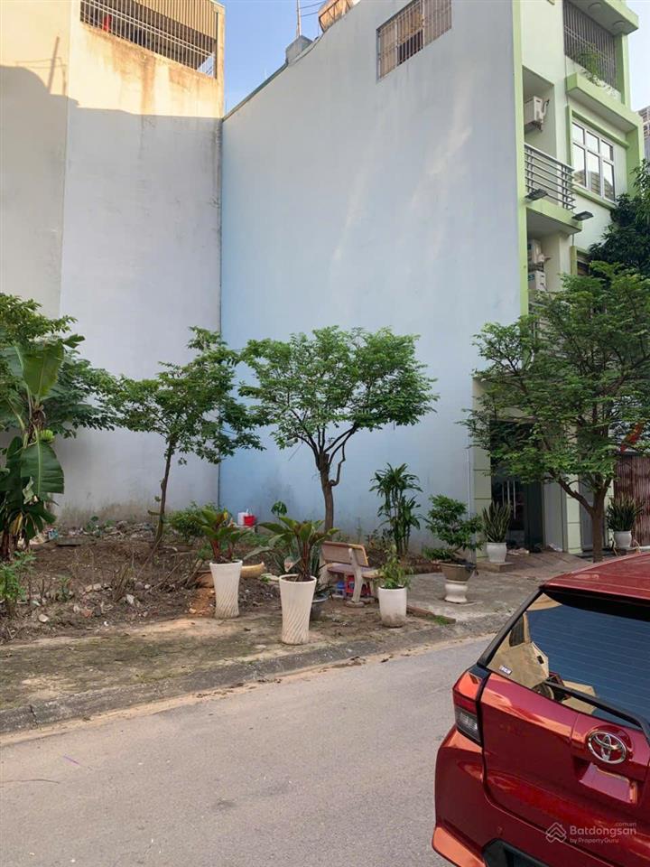 Chính chủ bán đất dịch vụ vạn phúc46 m2đường phân lô ô tô tránhhợp văn phòngkinh doanh 14.8 tỉ