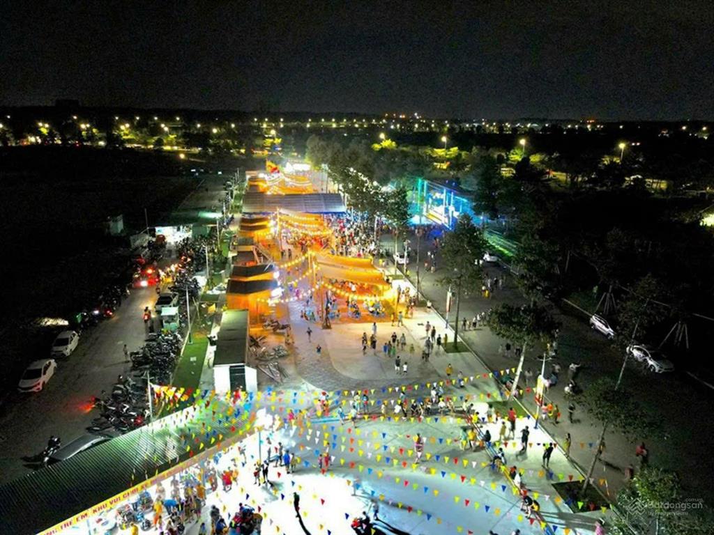 Ngay nhà văn hoá khu a trung tâm hành chính bàu bàng xuất hiện 1 lô sổ sẵn xây dựng tự do