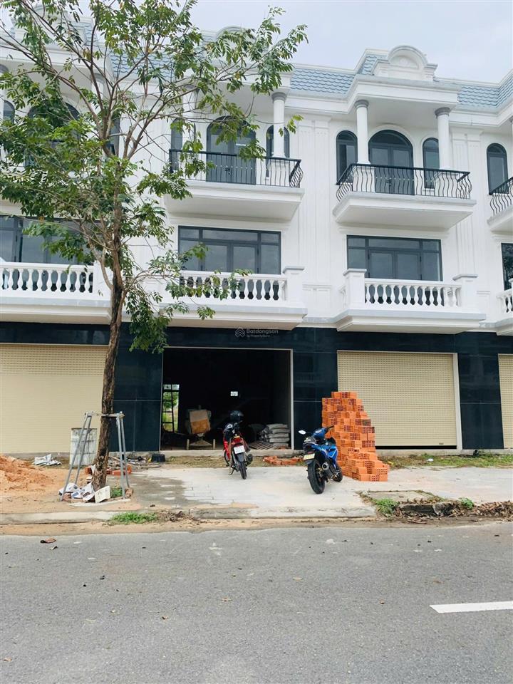 Nhà ngộp bank, khu nhà ở chuyên gia thu nhập cho thuê từ 15  20 triệu/tháng. giá 2 tỷ 150