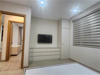 Cần bán gấp ch ngô gia tự 53.6m2, 2pn, 1wc, cửa nam, view bắc, lô b . giá bán 2.6 tỷ còn tl giảm