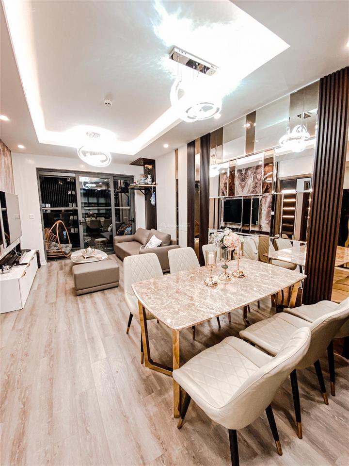 (gía tốt)tôi cần bán căn 2 ngủ 71m2 giá 6,x tỷ, tầng đẹp và căn góc 3 ngủ giá 10 tỷ tại rivera park