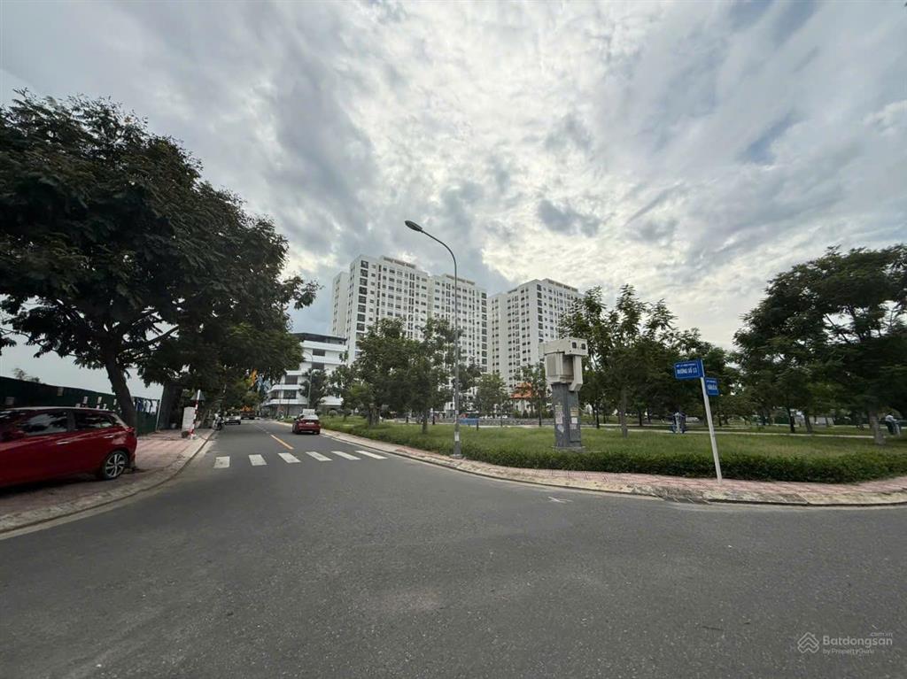 Bán lô đất view xéo công bán lô đất view xéo công viên kđt hà quang 1  nha trang giá chỉ 7 tỷ