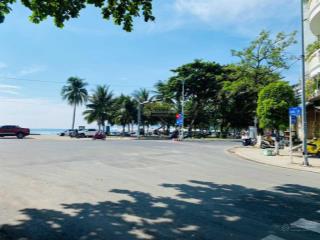 Cần bán gấp nhà 2 tầng hẻm ô tô đường đặng tất , nha trang cách biển 150m