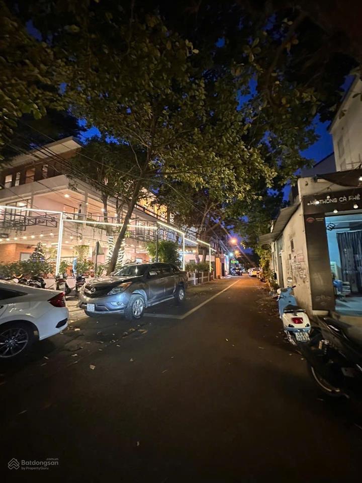 Bán căn góc siêu hiếm 4 tầng 2 mặt tiền lam sơn , phước hoà , ngang 18m