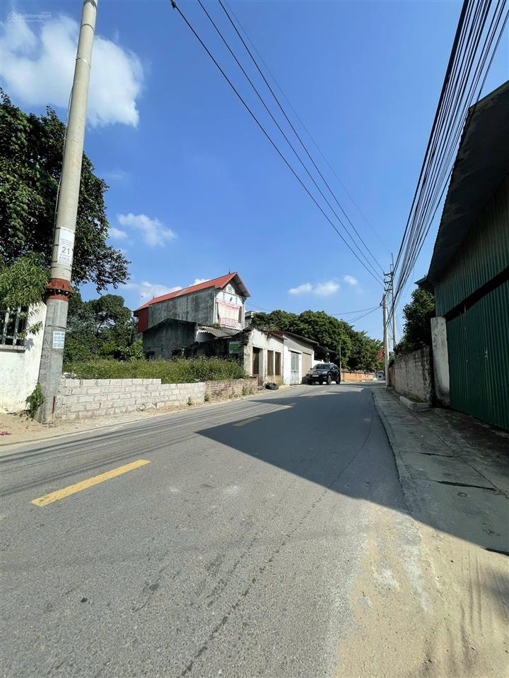 Bán gấp lô đất đẹp tại thôn vân lôi, bình yên ôtô ngõ thoáng giá rẻ 2.4tỷ 79m2