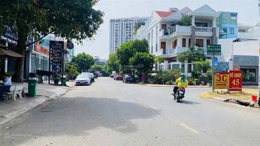 Bán lô đất dự án đường liên phường q9 gần global city dt 142m ngang 6 giá 65tr/m2 chốt 0906 860 ***