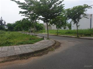 Bán đất hxh đường trường lưu q9 dt 81m ngang 5,4 giá 4,25 tỷ hạ tầng đẹp vỉa hè rộng shr