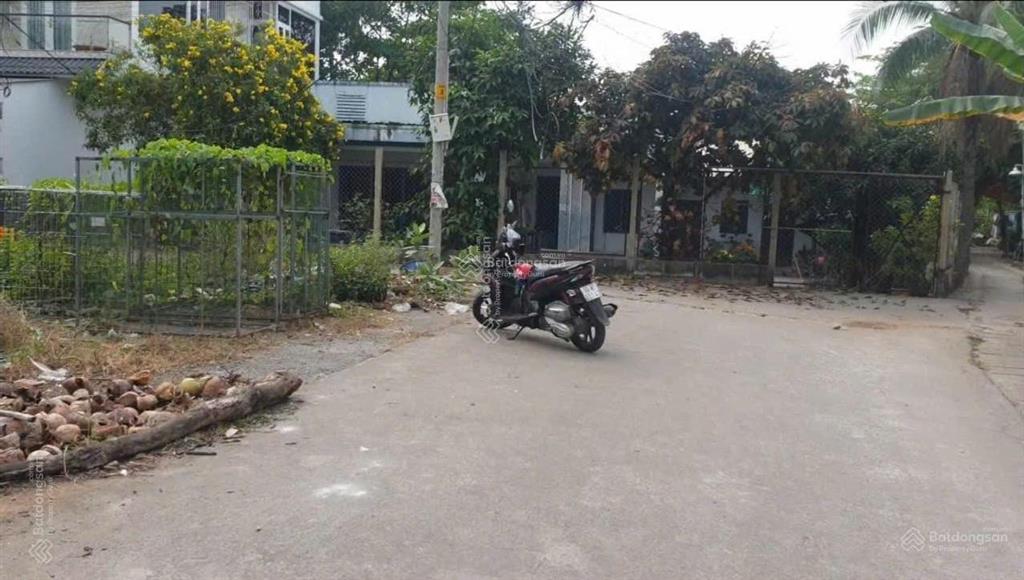 Duy nhất lô hxh đường 1 long trường dt 68m2 giá 55tr/m2 nở hậu sổ cá nhân chốt nhanh 0906 860 ***
