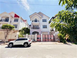 Bán biệt thự gần đường liên phường q9 dt 270m(15x18m) giá 23 tỷ shr đường thông an ninh cao