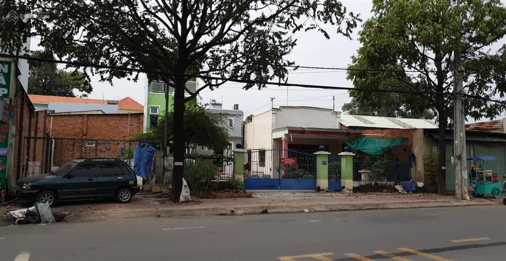 Mặt tiền bùi hữu nghĩa đối diện ủy ban tân vạn
