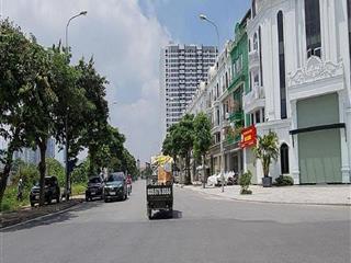 Hot hOt hoT. 36m2 Tái định cư Trâu Quỳ. Trục chính. Giá đầu tư 7 tỷ x. Lh 0989894845