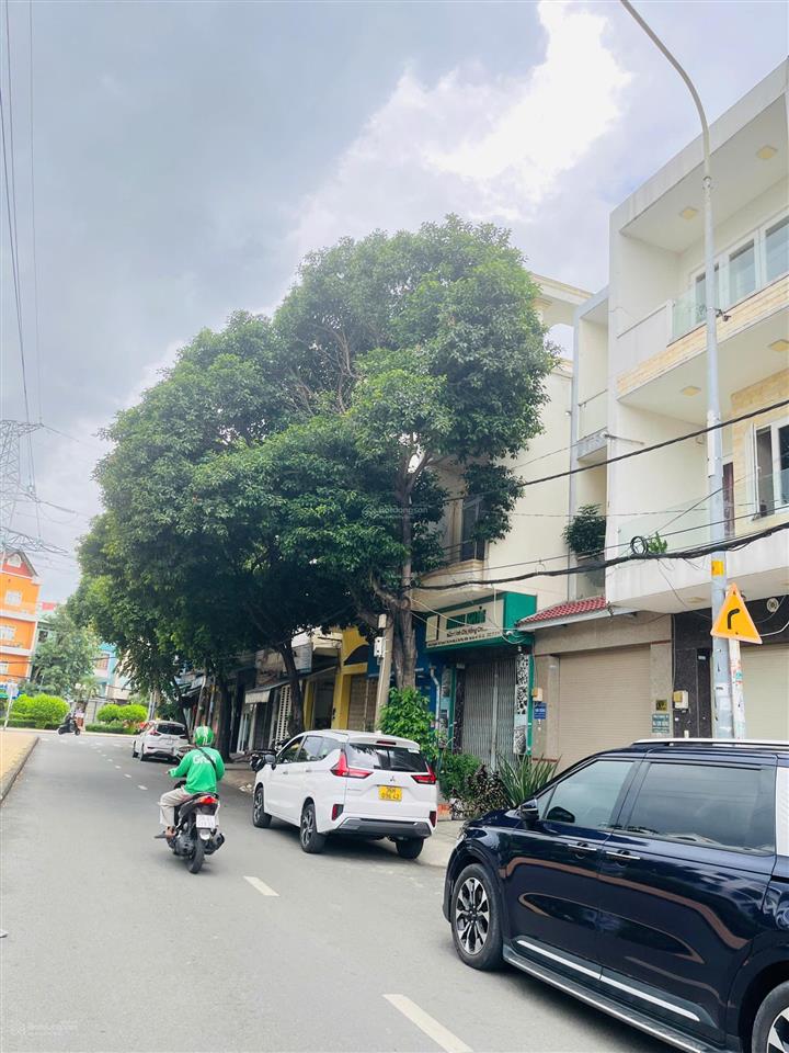 Nhà đúc 3.5 tấm, dt 4x18. mtkd đường nguyễn thế truyện, tân sơn nhì. giá 13.8 tỷ