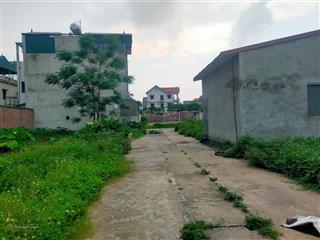 Siêu đầu tư , nhỉnh 3 tỷ , đất đấu giá , dt 76m,đường thông 2 ô tô tránh  xây ở, giữ tiền lâu dài