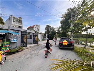 Nhà cấp 4 mặt tiền sông vàm thuật  thạnh xuân 52  thích hợp ở và nghỉ dưỡng