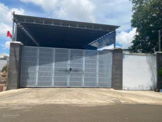Bán nhà kho 590m2 có thổ cư, sổ hồng riêng. vị trí hoà long tp bà rịa. gần nút giao cao tốc