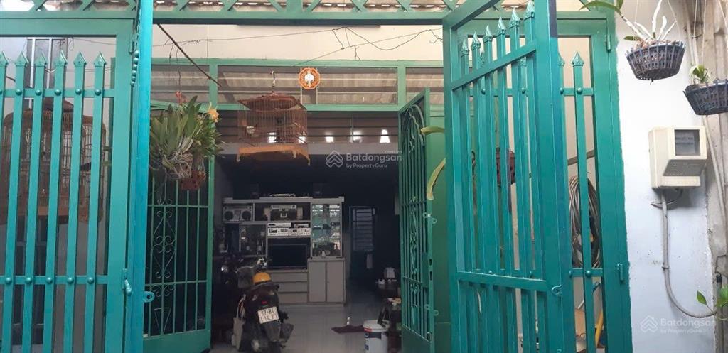 Bán nhà sổ hồng riêng riêng 72m2, chốt giá 3,3 tỷ tại võ văn vân, vĩnh lộc b, bình chánh, hcm