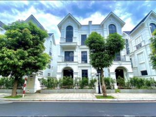 Bán biệt thự song lập hải âu, vị trí đầu gần bệnh viện vinmec tại vinhomes ocean park 1 gia lâm
