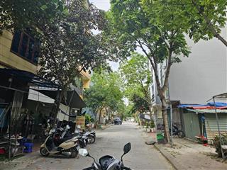 Mảnh đất hiếm đẹp  kinh doanh ở dv yên nghĩa  giá đầu tư  xem vị trí là ưng