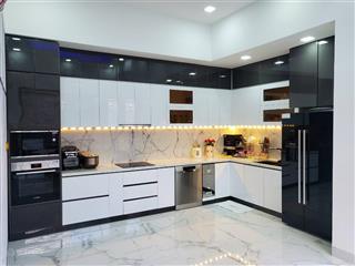 Bán biệt thự ven sông sg bình lợi đối diện vạn phúc city (10 x 20m), 2 lầu áp mái nhỉnh 24tỷ