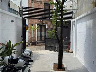 Giảm 500tr bán gấp nhà ngay lê văn việt, 4.2 x 17 = 72m2. 6.9 tỷ