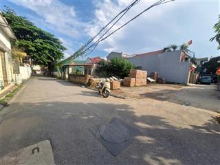 Bán đất cự khối, xuân khôi, 61m2, mt5.2m, giá 7.2 tỷ, lô góc, ô tô tránh, nhà sáng thoáng siêu hiếm