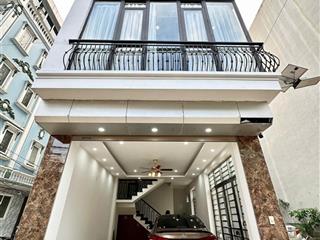Bán nhà cự khối, bát khối, long biên, 51m2, 5 tầng, giá 11.5 tỷ, phân lô ô tô tránh, nhà đẹp mới