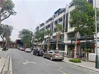 Bán nhà đức giang, thượng thanh, 76m2, 5 tầng, giá 18.7 tỷ, liền kề khu vực nhà đẹp, kinh doanh tốt