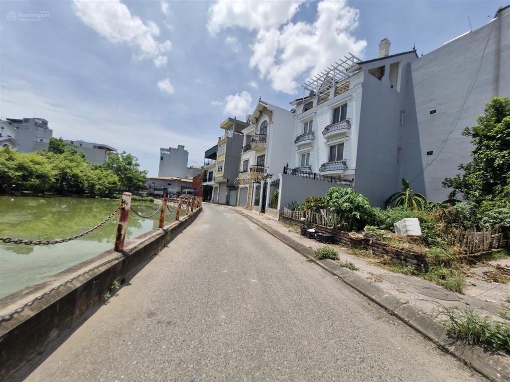 Bán đất hoa động, cự khối, long biên, 100m2, giá 16 tỷ, phân lô vỉa hè, view hồ đẹp như bức tranh