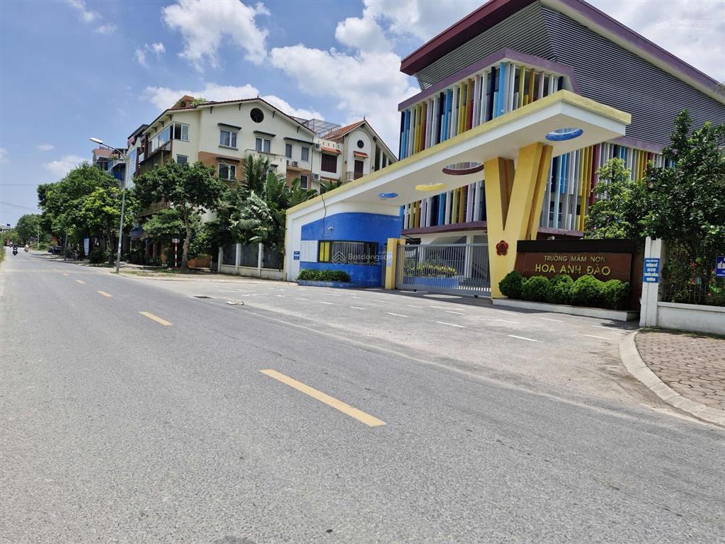 Bán đất bát khối, thạch bàn, long biên, 62m2, mt 4.7m, giá 15 tỷ, phân lô ô tô tránh kinh doanh