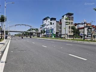 Bán đất mặt phố hồng tiến, ngọc thụy, 300m2, giá 120 tỷ, văn phòng kinh doanh dòng tiền đắc địa