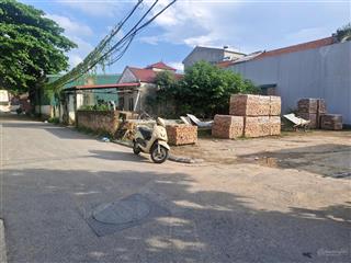 Bán đất cự khối, xuân khôi, 61m2, mt5.2m, giá 7,35 tỷ, lô góc ô tô tránh, nhà sáng thoáng siêu hiếm