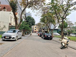 Bán đất thạch bàn, cổ linh, 100m2, mt 6.7m, giá 37.5 tỷ, phân lô, ô tô tránh, vỉa hè, view vườn hoa
