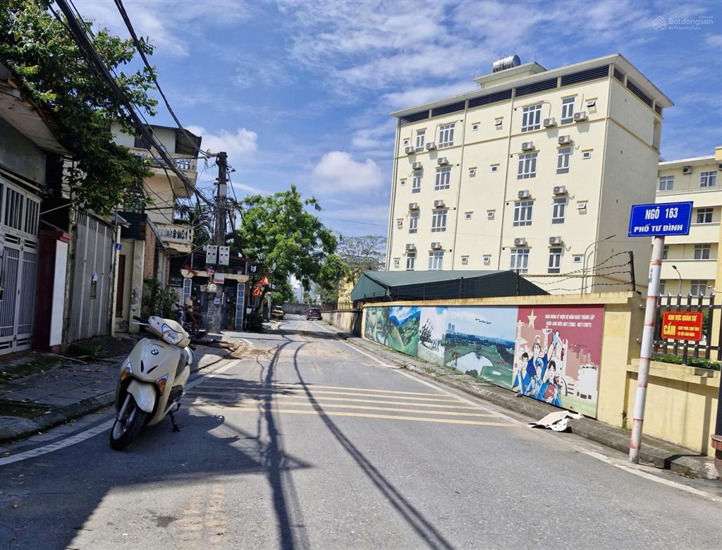 Bán đất phố tư đình, cổ linh, long biên, 250m2, mt 8.6m, giá 51.5 tỷ, biệt phủ trong phố đắc địa