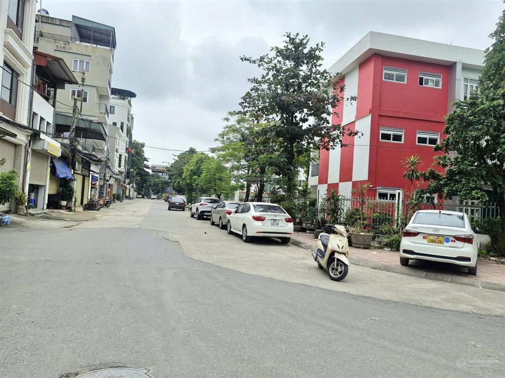 Bán đất bát khối, trần đăng khoa, 110m2, mt 6m, giá 25.9 tỷ, ô tô thông gần trường gần công viên