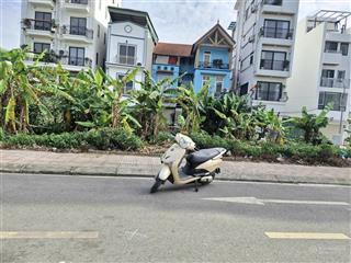 Bán đất hoa động, cự khối, long biên, 64m2, mt 5m giá 14.8 tỷ, phân lô ô tô tránh, vỉa hè công viên