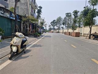 Bán đất thạch bàn, vũ đình tụng, 68m2, mt 5,5m, giá 12.5 tỷ, lô góc ô tô thông, xây nhà sáng thoáng