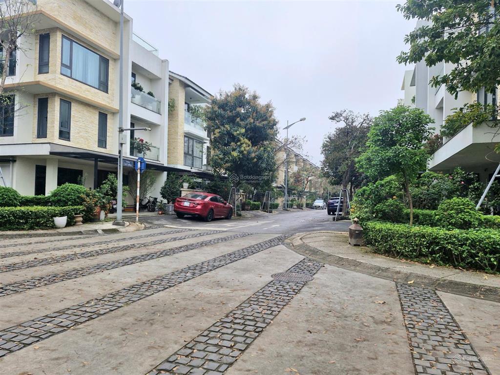 Bán liền kề vũ đình tụng, thạch bàn, 207m2, giá 43.5 tỷ, căn góc siêu đẹp, đẳng cấp xanh văn minh