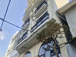 Bán nhà phố trạm, long biên, 45m2, 8 tầng, giá 21.3 tỷ, ô tô tránh, kinh doanh, full nội thất đẹp