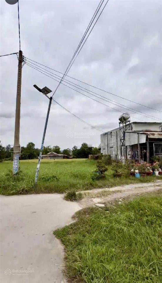 Cần bán nhanh lô đất thổ cư 5x27 , 136m , cách an sương 30p sát bên ngả 3 mỹ hạnh