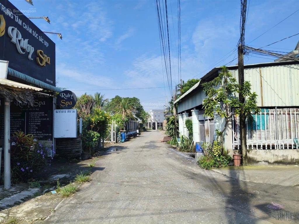 Cần bán nhanh lô đất thổ cư 5x27 , 136m , cách an sương 30p sát bên ngả 3 mỹ hạnh