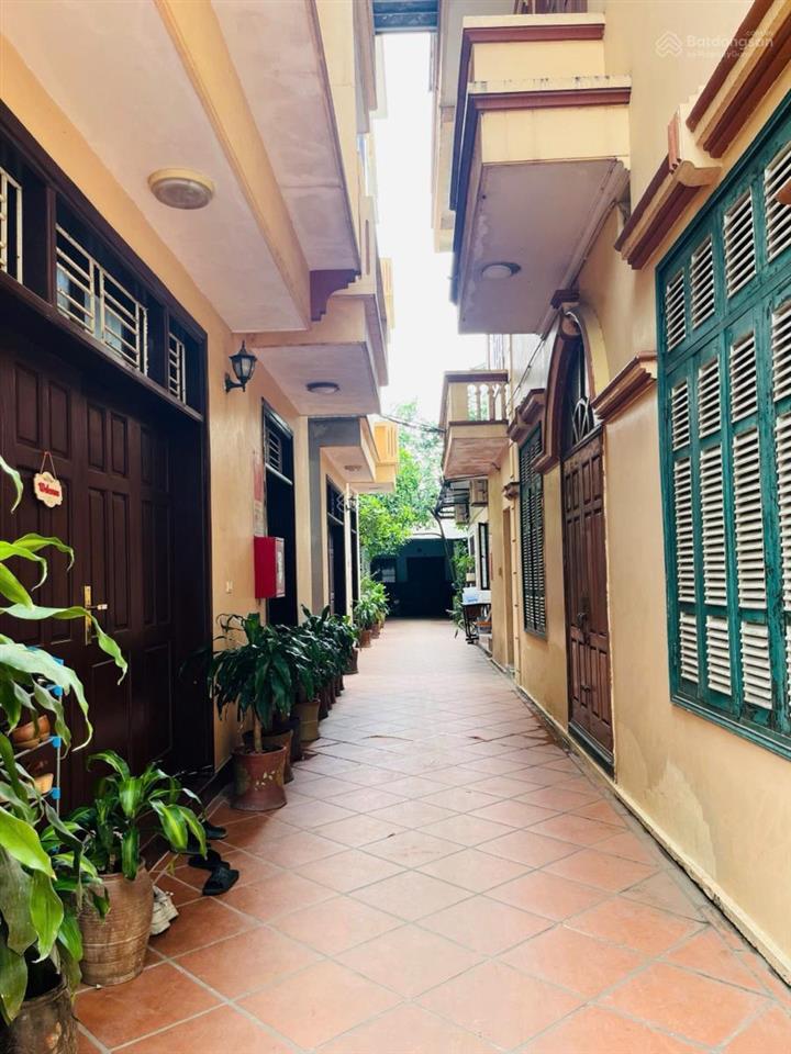 Lô góc 2 thoáng  ngõ rộng gần 3m  gần phố  ngõ thoáng yên tĩnh ở sướng