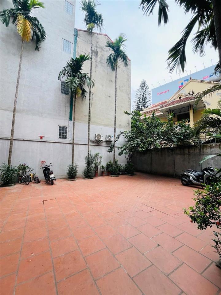 Lô góc 2 thoáng  ngõ rộng gần 3m  gần phố  ngõ thoáng yên tĩnh ở sướng