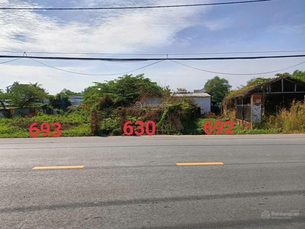 Lô đất mt kinh doanh 101,5(4,2x24) đường long phước, 2p di chuyển đến vinhomes q9, p long phước, q9